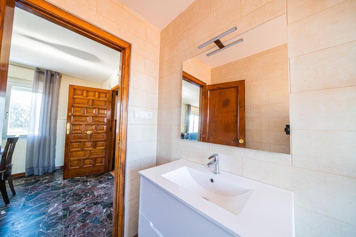 Apartamento Centrico Con Vistas Al Mar Villanueva De Arosa Buitenkant foto