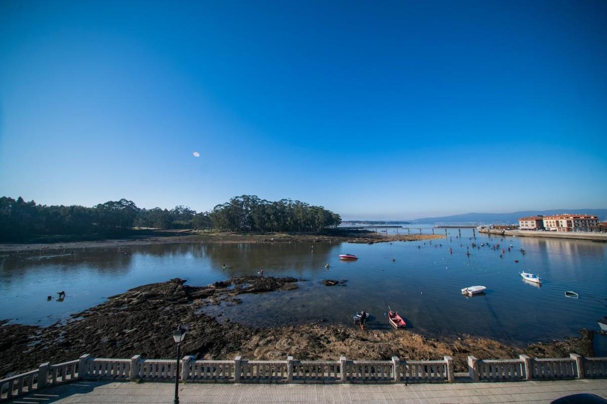 Apartamento Centrico Con Vistas Al Mar Villanueva De Arosa Buitenkant foto